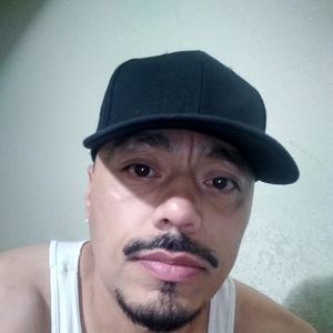 Meet your Posher, Luis